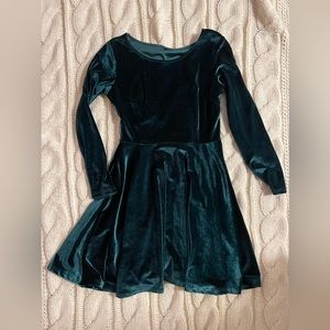 Size S beautiful winter green Shein holiday velvet dress